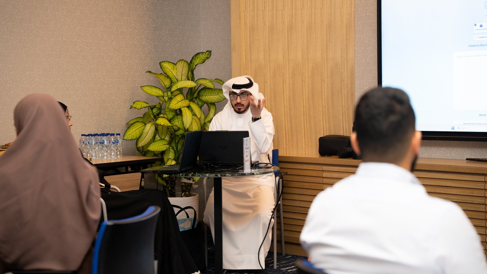 FA945A63-87D5-4B77-AA47-394E98331AF6_1_102_o